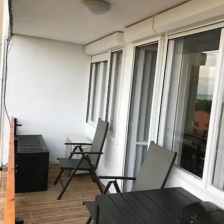 Mora Apartman דירה Balatonalmádi
