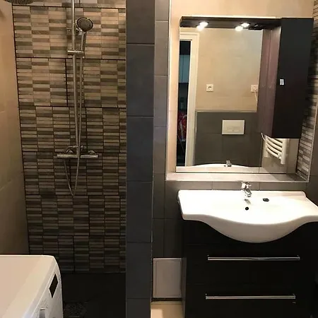 Mora Apartman